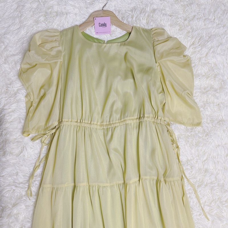 Đầm midi xanh lá voan tơ rút eo