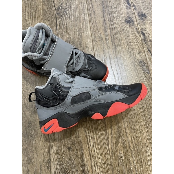 Giày sneakers nike air mã size36 pass