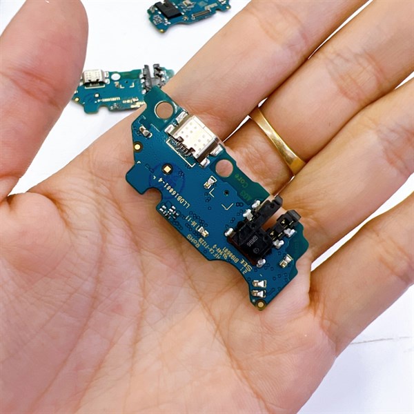 Cụm sạc, bo sạc mạch dưới Samsung A03 Core
