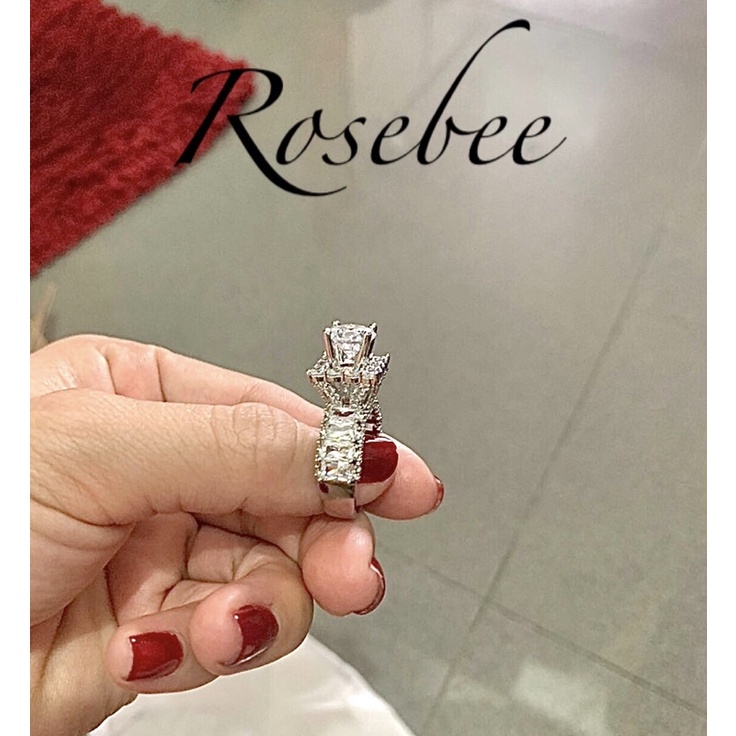 Nhẫn xoàn vuông hột cao đính đá Baguette