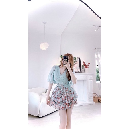 JUMSUIT CÁNH TIÊN CHÂN HOA