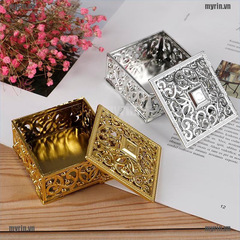 &lt; Reg &gt; Hộp Đựng Kẹo Hình Vuông Bằng Nhựa Cho Đám Cưới
