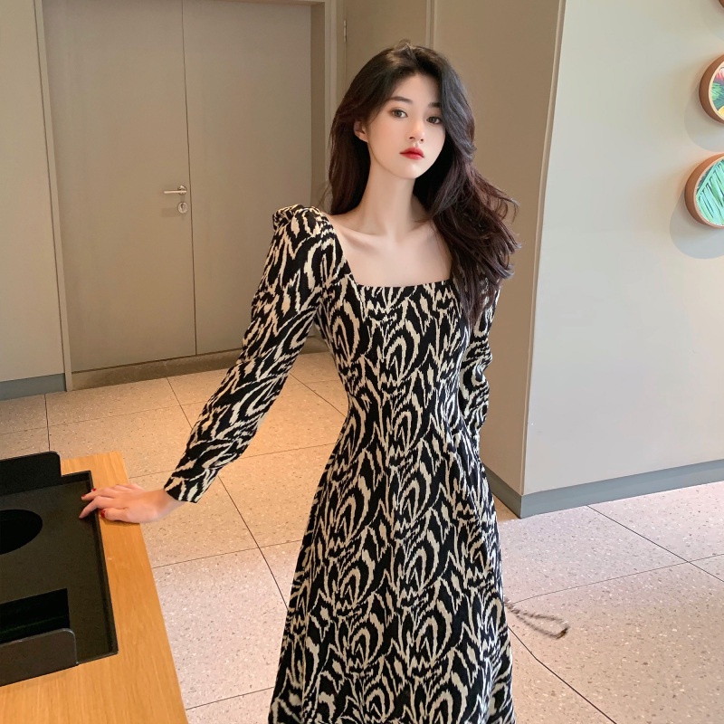 Đầm Tay Dài Cổ Vuông In Họa Tiết Hoa Nhí Xinh Xắn Thời Trang Kiểu Pháp Cổ Điển Size M-4xl Cho Nữ