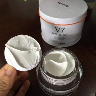 KEM V7 Toning Light HÀN QUỐC