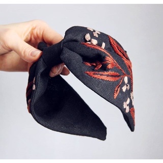 Turban thêu tay