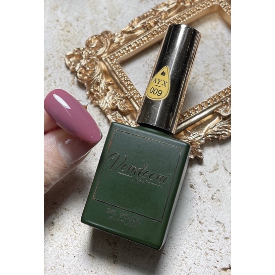 Sơn gel màu độc VDN