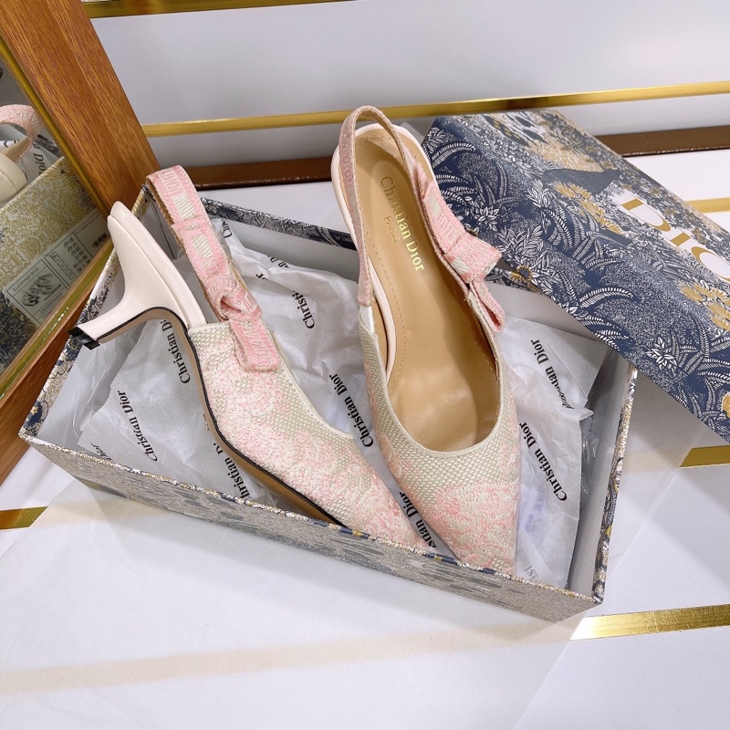 Đầm Hồng Nơ Cạnh