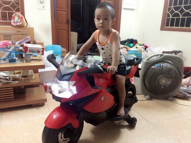 Xe moto điện BMW K1300S