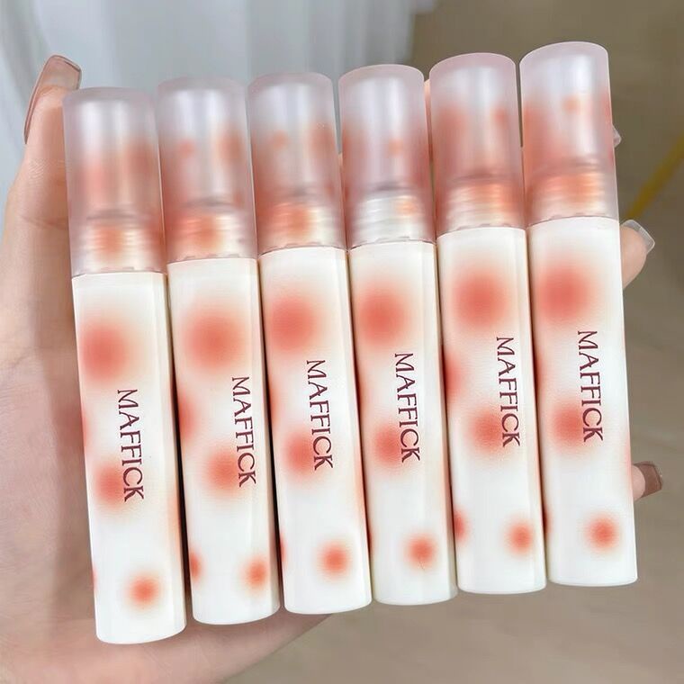 Son kem lì Maffick nhung dưỡng ẩm không chì chống lip glaze