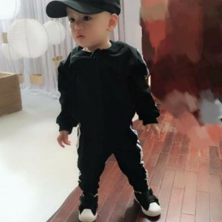 Mũ lưỡi trai cho bé (ảnh khách đội thật)