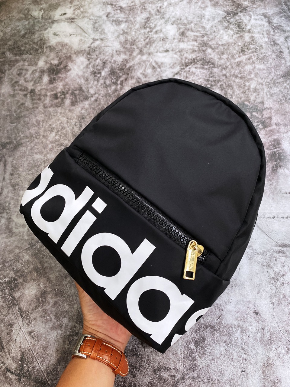 (HÀNG XUẤT XỊN) Balo das đen phối logo chữ B194 LINEAR MINI BACKPACK BLACK CM5561 Kích thước: 22 cm x 12 cm x 27 cm