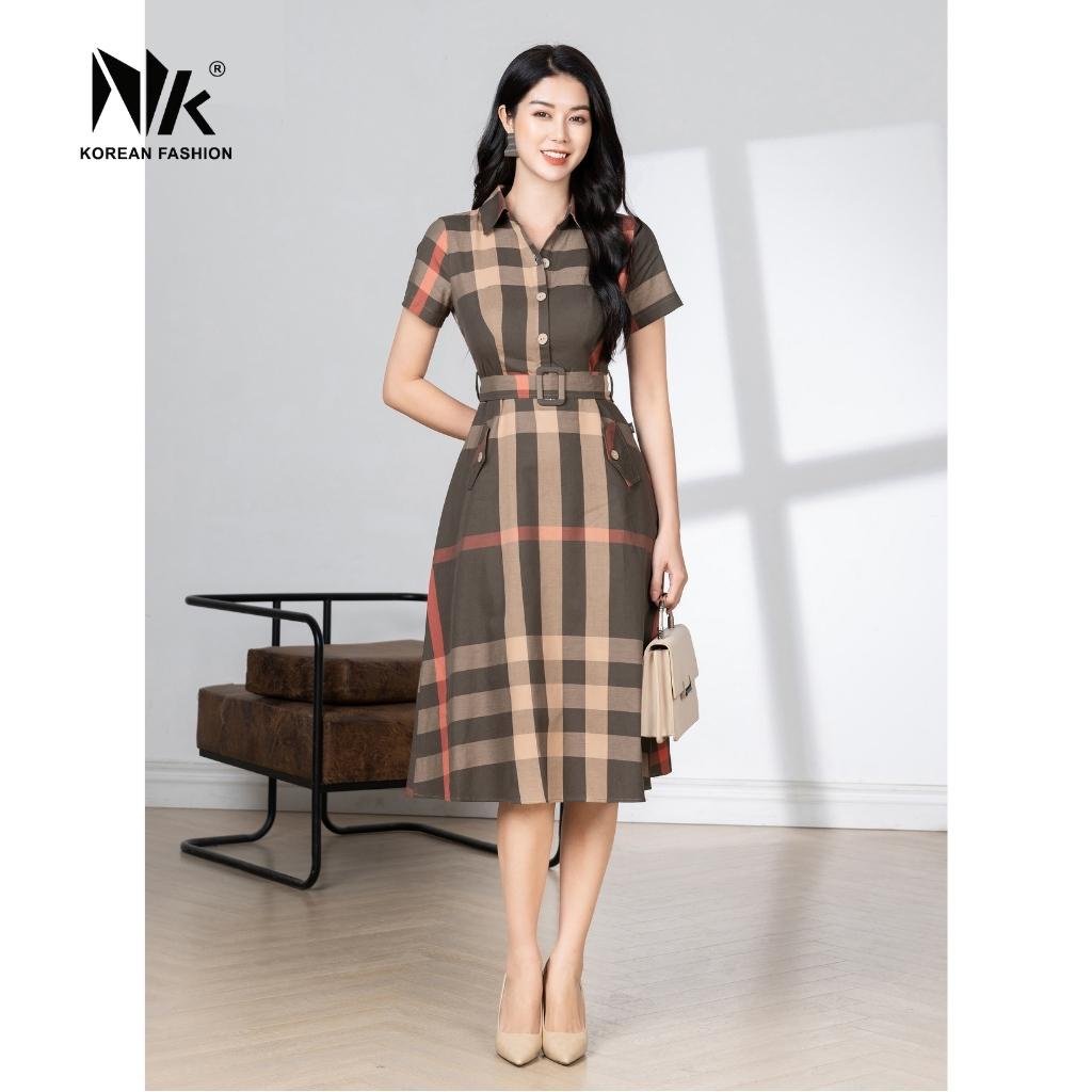 Đầm Kẻ Bubery Cổ Đức NK Fashion Chất Vải Nhập Hàn Cao Cấp, Thoáng Mát, Phong Cách Lịch Sự NKDV2204003