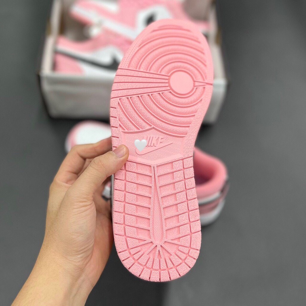 Giày Hồng Thấp Thể Thao Nữ cá tính phong cách hot 2022 full box