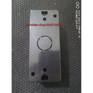 Hộp nút nhấn cửa cuốn đế nổi