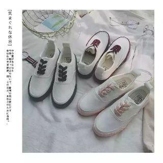 Giày ulzzang dáng cute