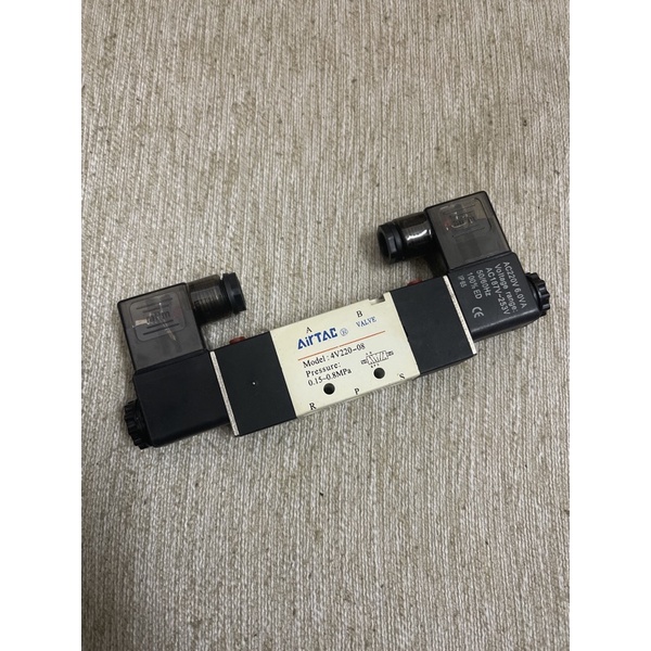 Van điện từ 4V220-08 đủ các loại điện áp