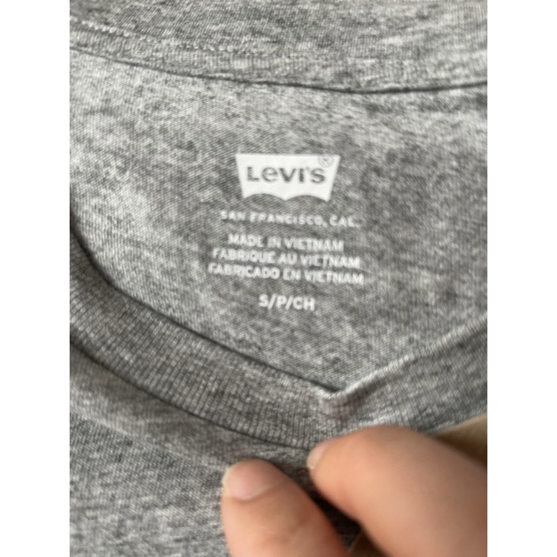 ÁO NỮ LEVIS MÀU XÁM size S CHÍNH HÃNG