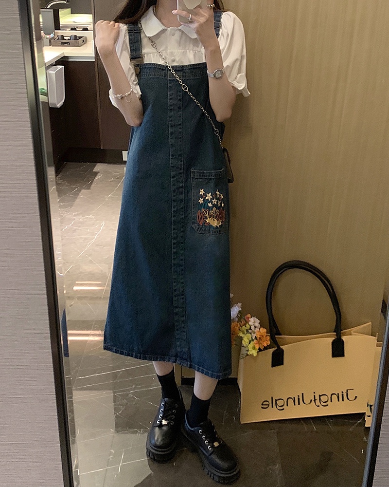 Váy Yếm Denim Có Túi Thêu Cổ Điển 52326