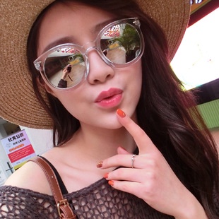 Kính Mát Phân Cực Gọng Lớn Thiết Kế Mới Thanh Lịch Thời Trang Cho Nữ