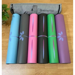 Thảm Nicegood  hoạ tiết 4D ( Tặng Chai Xịt Thảm )
