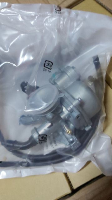 Bình xăng con Honda dream, wave 100 chế hoà khí