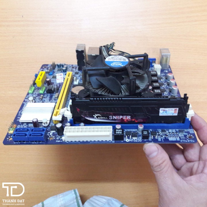 Combo main Foxconn H61, chip i3 3210, ram 4GB tản nhiệt Gskill Sniper