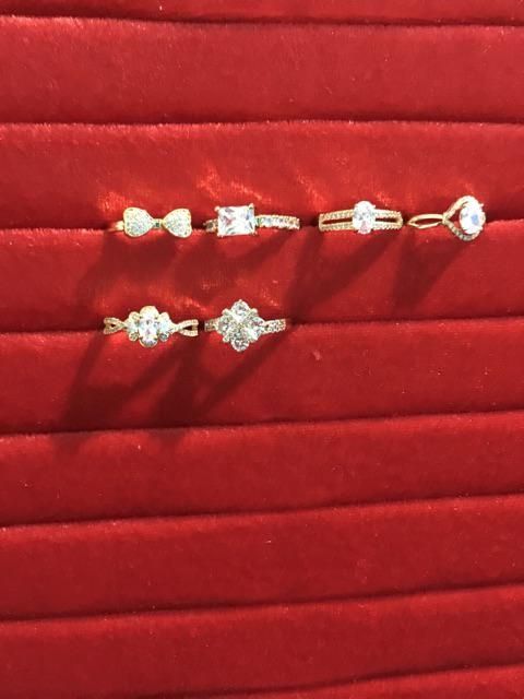 Khay đựng nhẩn bọc nhung