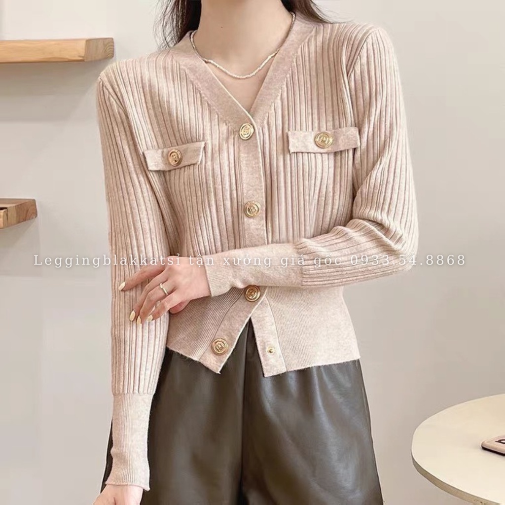 Áo len mỏng khuy đồng dáng ôm body, Áo kiểu len cổ tim 3427
