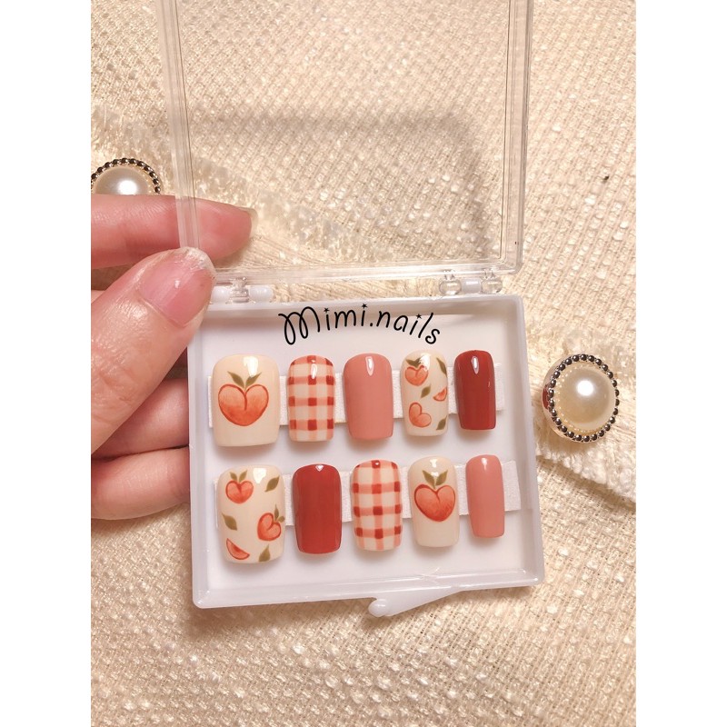 nail box mimi. nail