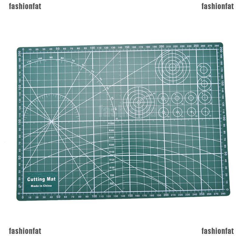 Thảm cắt làm đồ thủ công cỡ A4 30x22cm bằng PVC
