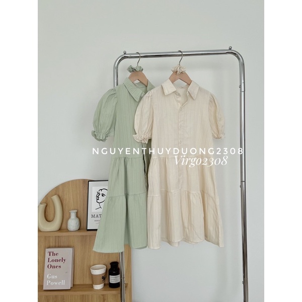[HÀNG SẴN]VÁY ĐŨI NHĂN CỔ ĐỨC TAY CHUN KÈM SCRUNCHIES SIÊU XINH