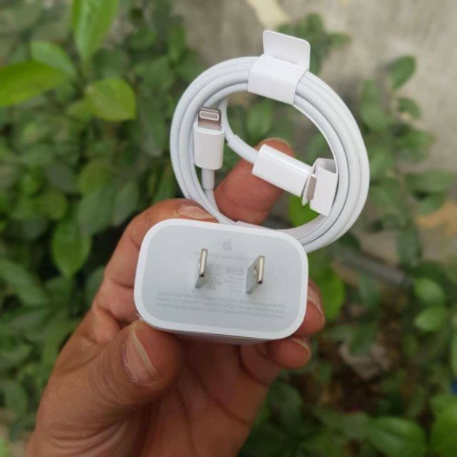 Cáp sạc zin bóc máy IPX/XS MAX mớii