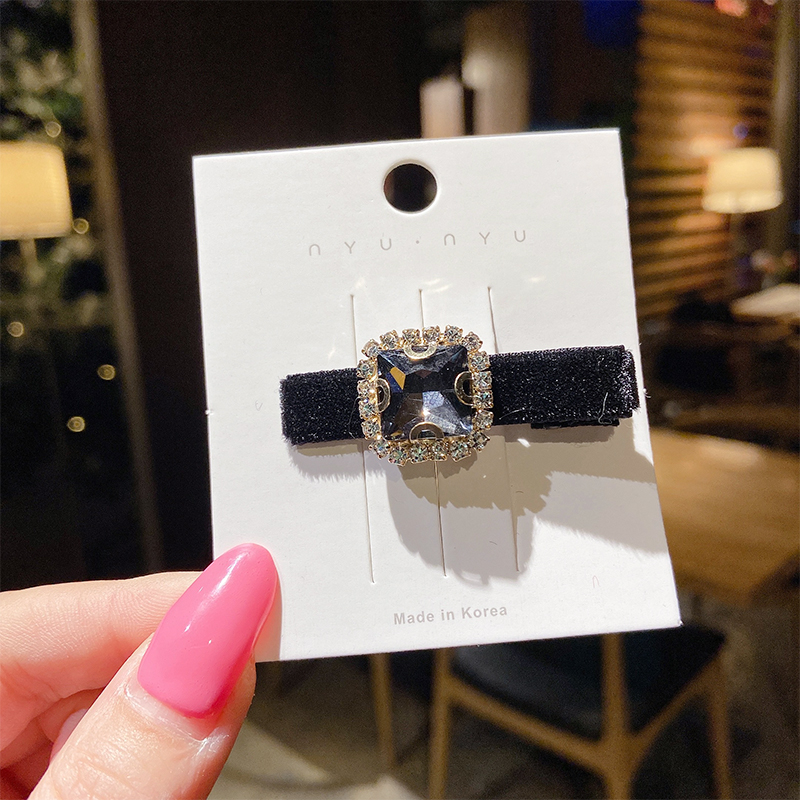 Kẹp tóc vải nhung đính ngọc trai giả phong cách cổ điển Hàn Quốc