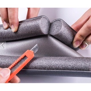 Miếng xốp chặn cửa tránh côn trùng bụi bẩn, thanh xốp chặn khe cửa tránh tiếng ồn, nẹp xốp bịt khe cửa ngăn rò hơi lạnh