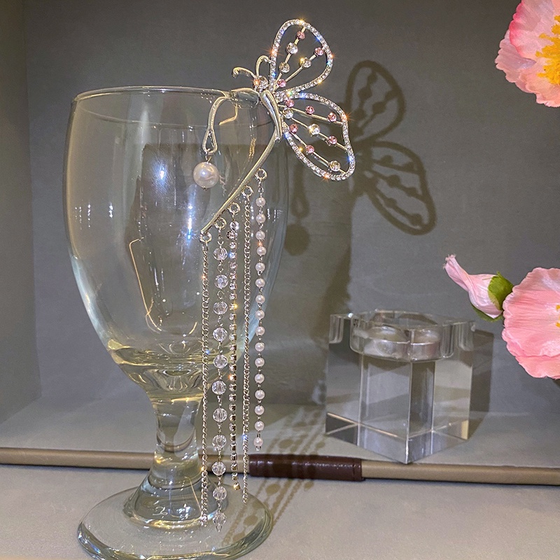 Bông Tai Tua Rua Hình Bướm Đính Kim Cương Giả Lấp Lánh Phong Cách Hàn Quốc Không Đục Lỗ Dành Cho Nữ