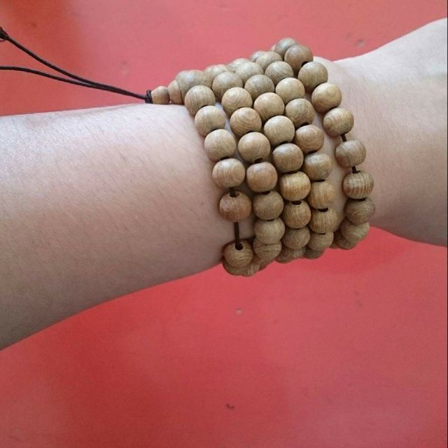 Tràng hạt gỗ Bách xanh