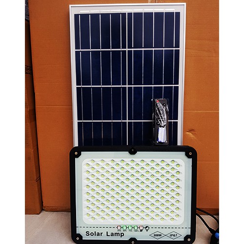 Đèn Năng Lượng Mặt Trời Chống Lóa 300W MB-300 Khung Nhôm Nguyên Khối Chống Lóa Chống Nước Bảo Hành 2 Năm