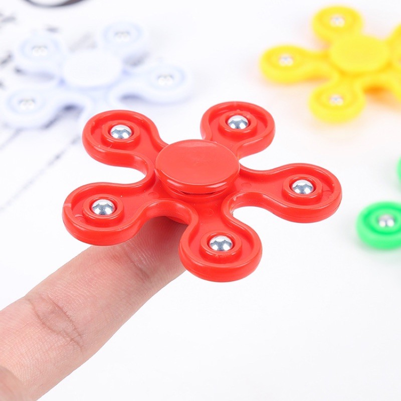 Con quay Spinner 5 cánh bi nhiều màu