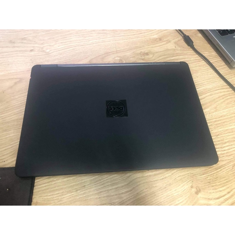 Dell 7450 Core i5-5300U Ram 4gb ssd 128 màn fui hd vga