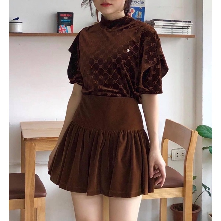 Chân váy nhung form to