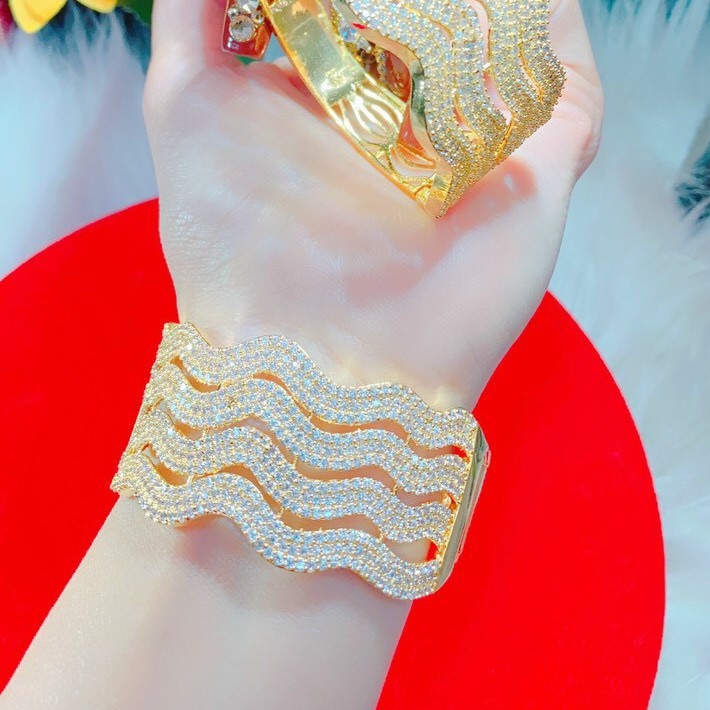 Vòng Tay Lượn Sóng Bản To - Vòng Tay Nữ Đẹp - Bền Màu, Không Đen Không Ngứa, Đủ Size, Hàng Y Hình