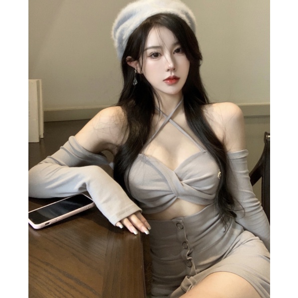 Áo thun tay dài cổ yếm / chân váy ngắn thời trang quyến rũ cho nữ