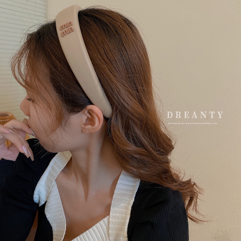 Băng Đô Da Bản Rộng In Chữ Phong Cách Hàn Quốc Thời Trang Cho Nữ