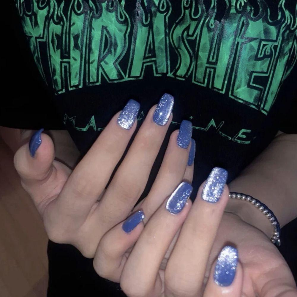 Hộp 24 Móng Tay Giả Đầu Vuông Trang Trí Nghệ Thuật