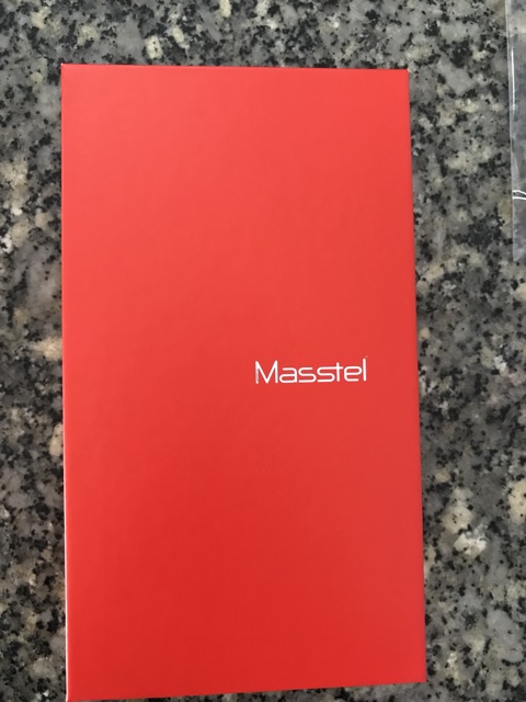 Điện thoại Smartphone Masstel Juno Q6 kiểu dáng Ipx màn hình 5 inch ram 1Gb Rom 8Gb chơi game LQ cực đã+ kèm bao da | BigBuy360 - bigbuy360.vn