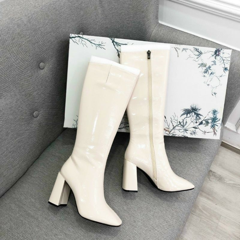 Boots nữ da bóng hàng xịn loại cao cấp nhất hiện tại mẫu mới nhất có cả size 39(chat trước check size với shop ạ)