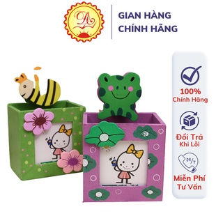 Ống cắm bút Bút mài thầy Ánh hình nổi ngộ nghĩnh chất liệu gỗ