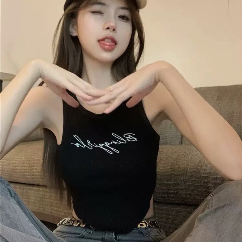 Áo croptop ba lỗ sát nách thêu chữ vạt tam giác cá tính 419 FIORI STORE