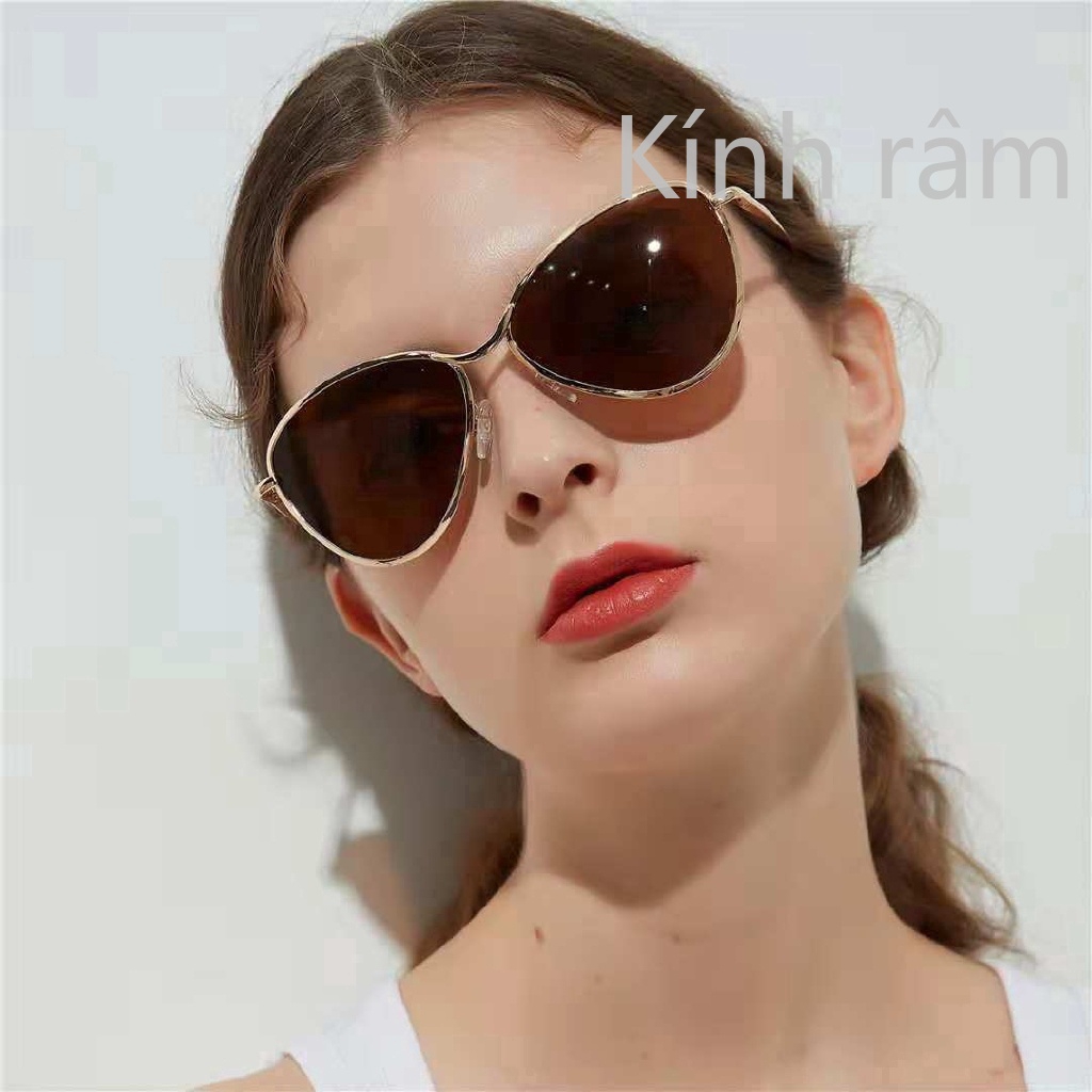 Kính mát hình tam giác nhiều màu sắc lựa chọn