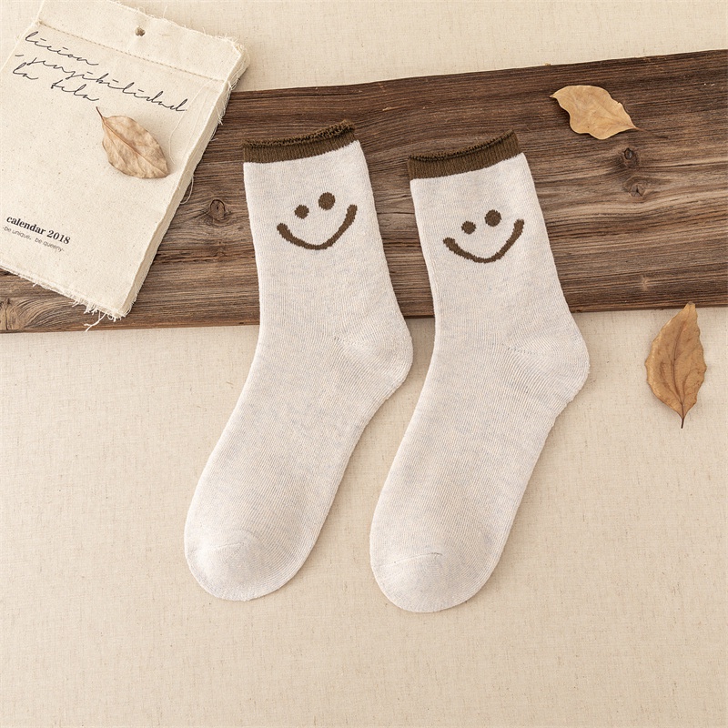 Vớ Cổ Trung Thoải Mái Ấm Áp Màu Sắc Đơn Giản Họa Tiết Mặt Cười Phong Cách Nhật Bản Cho Nữ